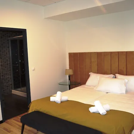Albergaria Pedra D'ouro Guest house 3*