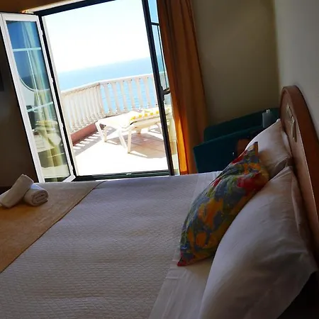 Pensionat Albergaria Pedra D'ouro 3*